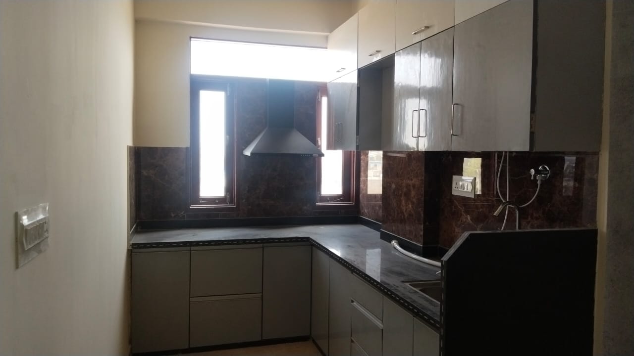 Spacious 3BHK Flat for Rent in Narayan Vihar, Mansarovar, Jaipur-Mansarover-Jaipur